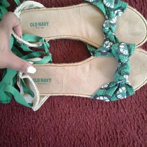 Brand new Old Navy lace flat sandals